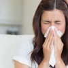 how-to-stop-a-runny-nose-causes-symptoms-and-home-remedies